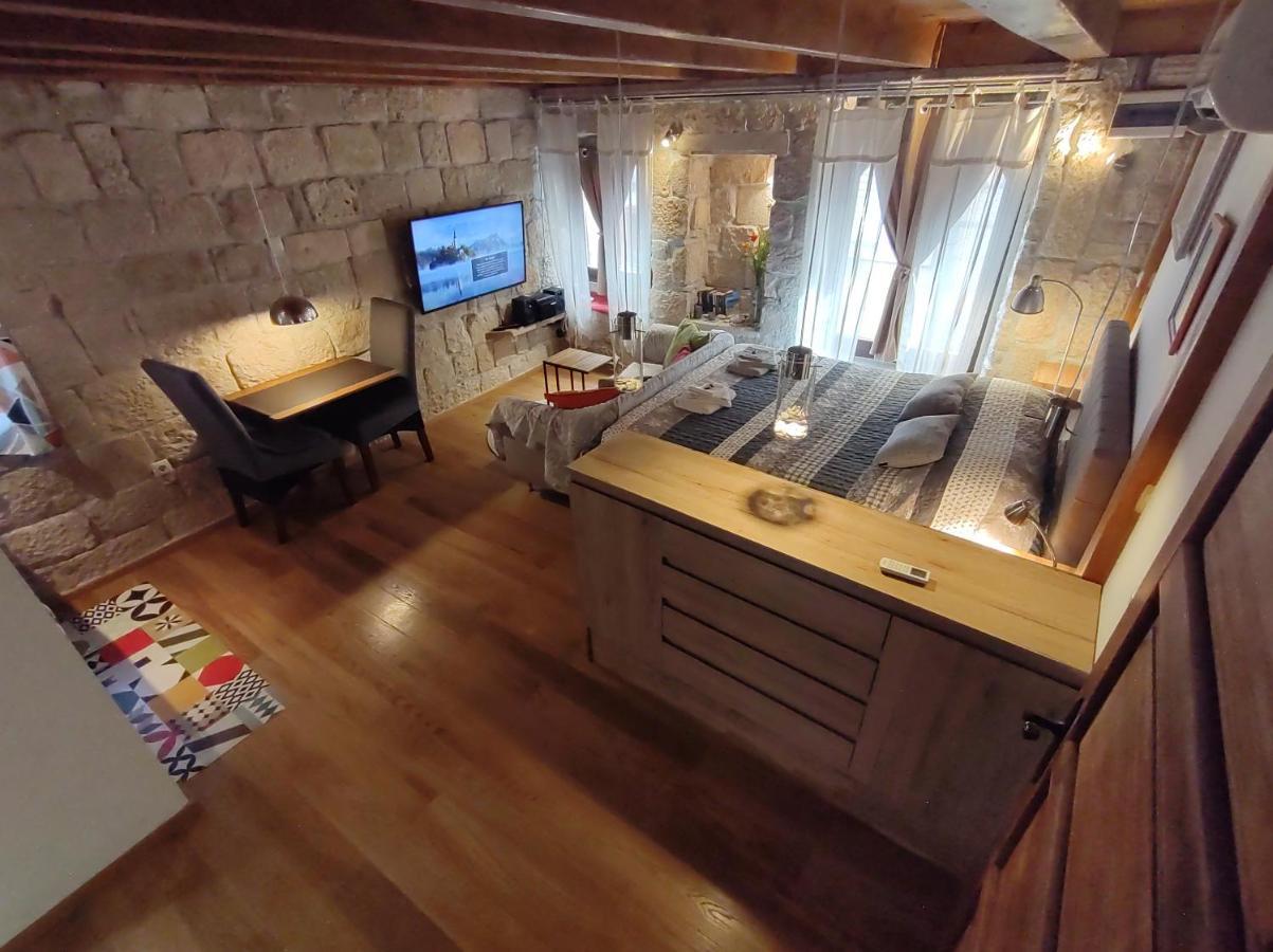 Old Town St. Roko Apartment *